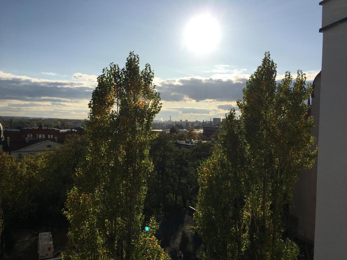 Apartament 87