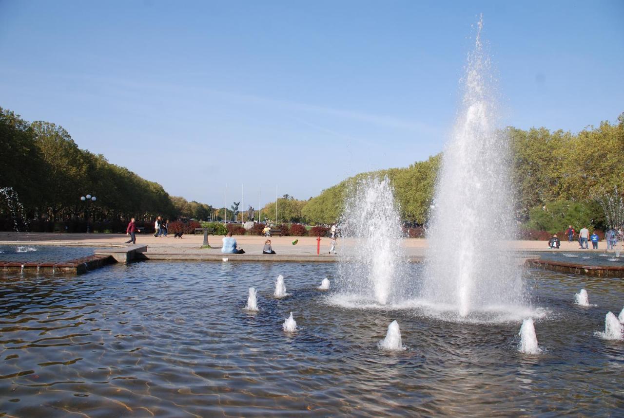 Apartament 87 *